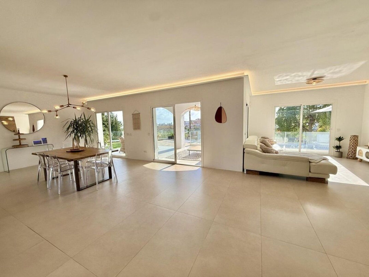 3 bedroom Villas for sale in Riviera del Sol – R5347504