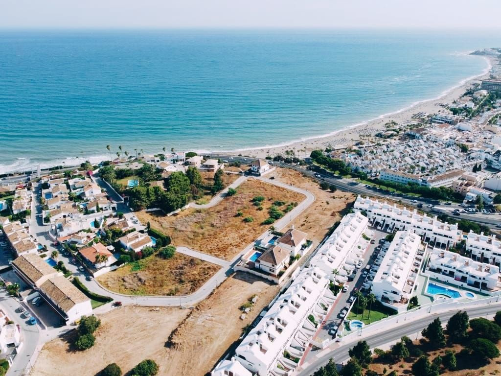 5 bedroom Townhouses for sale in La Cala de Mijas – R5357926