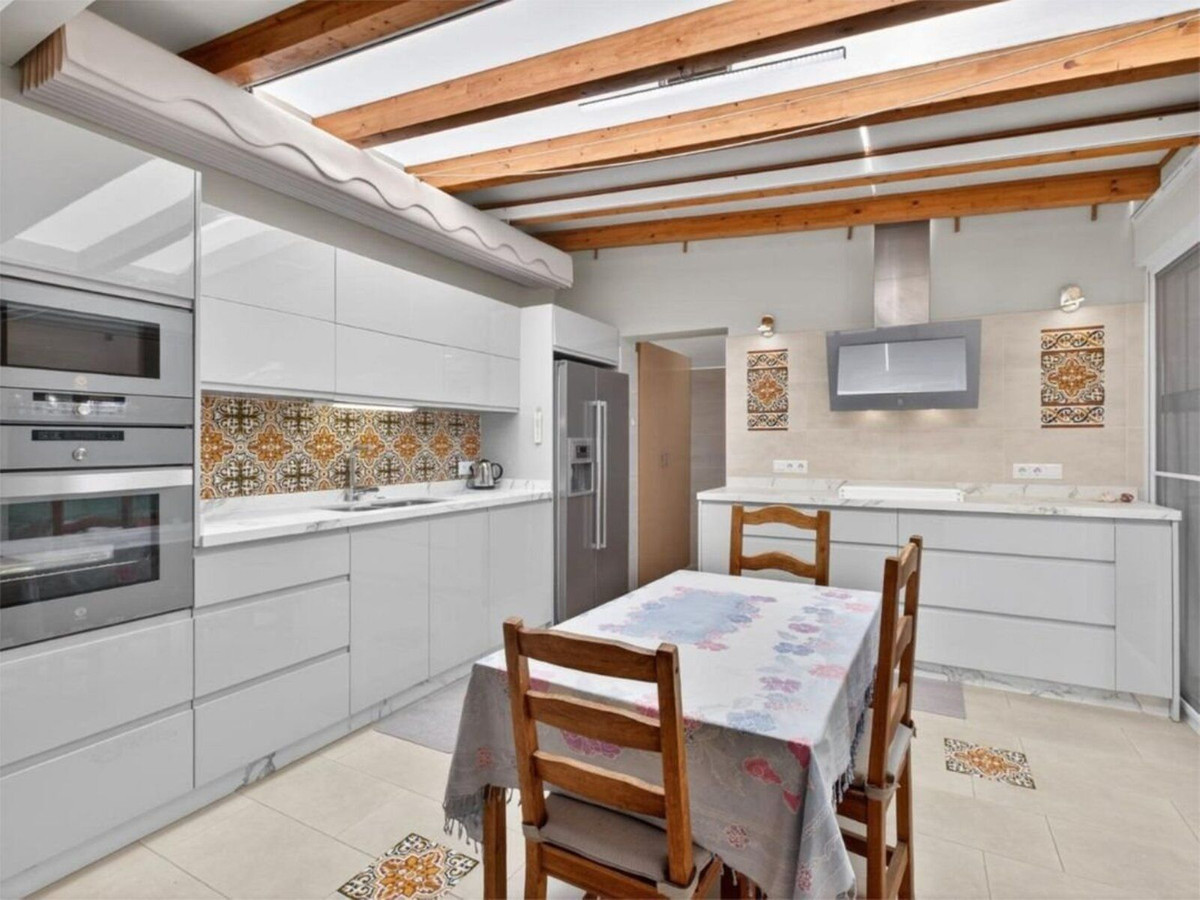 Adosados de 3 dormitorios en venta en Calahonda – R5348719