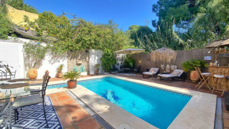 Pareados de 3 dormitorios en venta en Marbella – R5315791