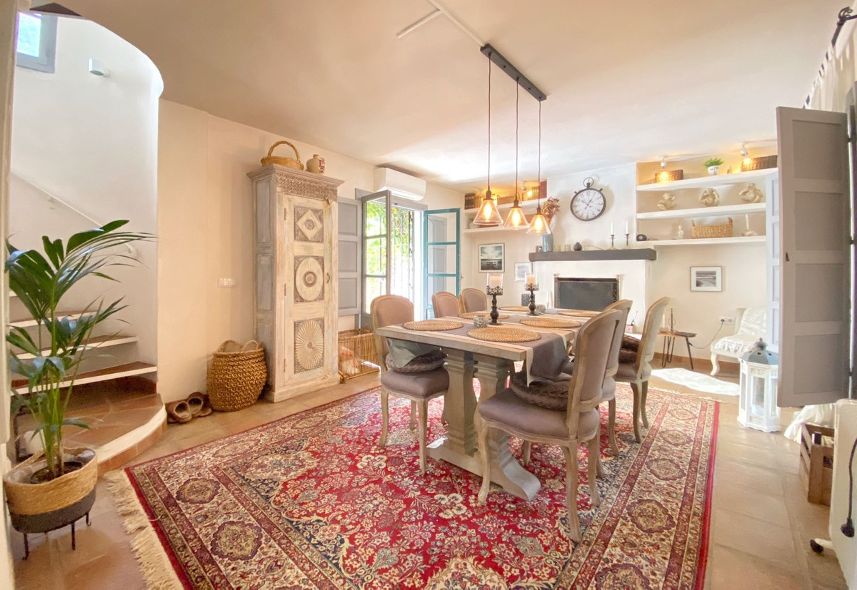 Pareados de 3 dormitorios en venta en Marbella – R5315791