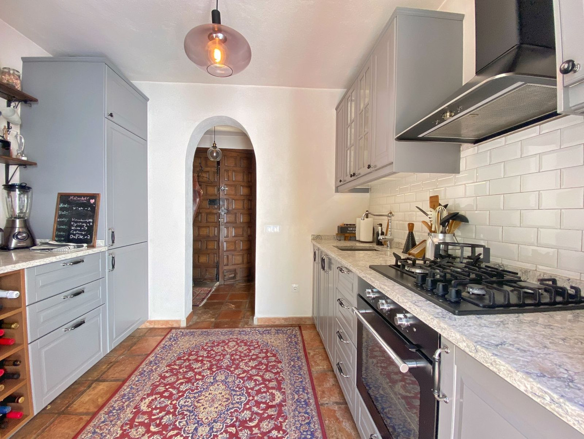 Pareados de 3 dormitorios en venta en Marbella – R5315791