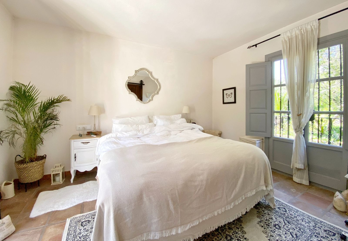 Pareados de 3 dormitorios en venta en Marbella – R5315791