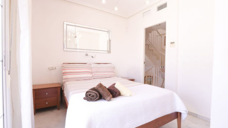 3 bedroom Townhouses for sale in Marbella – R5346304