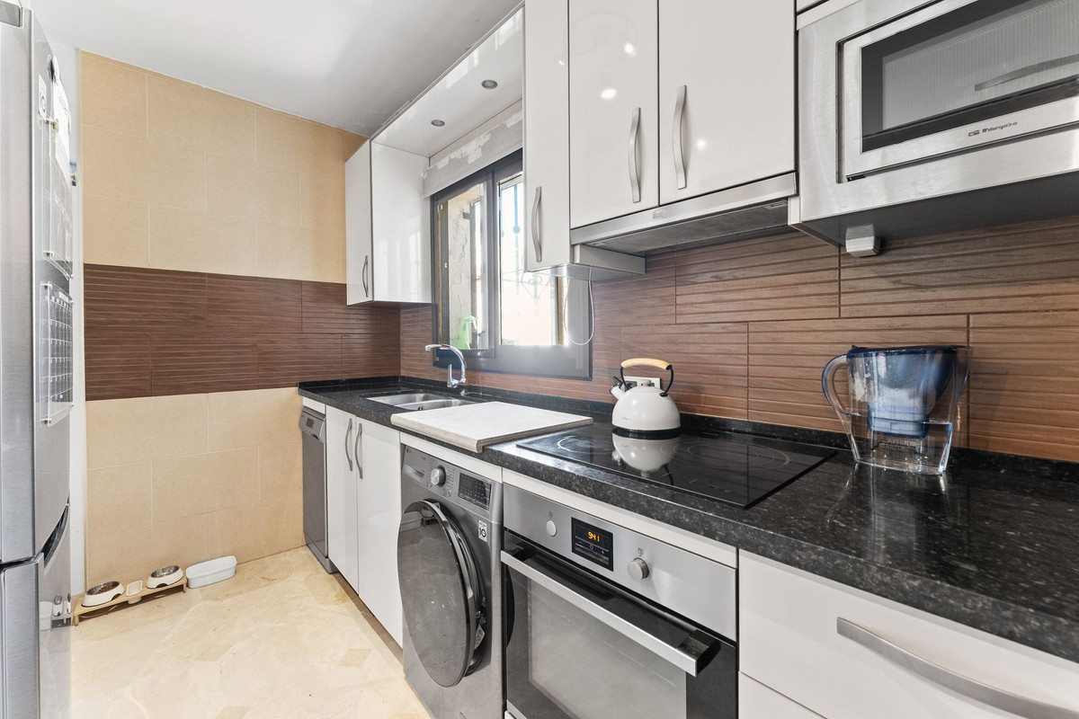 2 bedroom Apartments for sale in Riviera del Sol – R5342347