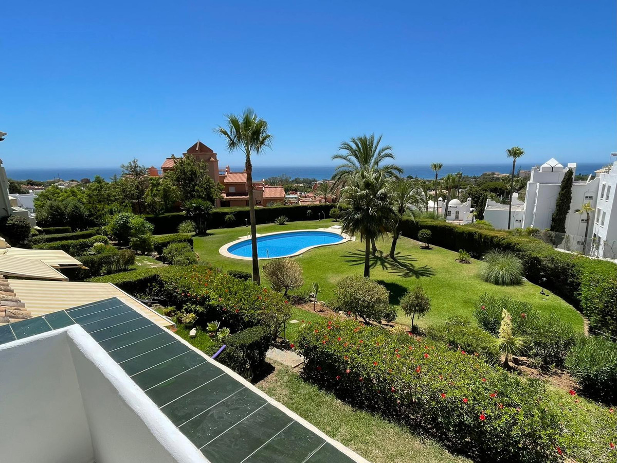 Apartamentos de 2 dormitorios en venta en Reserva de Marbella – R5341237