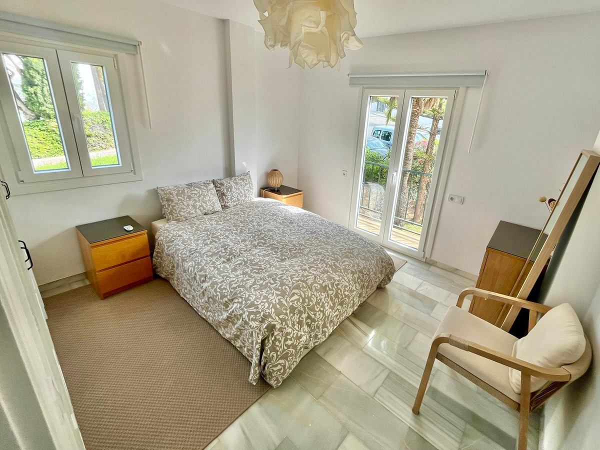 Apartamentos de 2 dormitorios en venta en Reserva de Marbella – R5341237