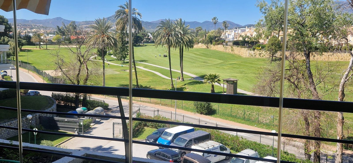 3 bedroom Apartments for sale in Marbella – R5347144