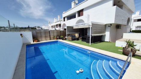 3 bedroom Semi-detached for sale in La Cala de Mijas – R5362762