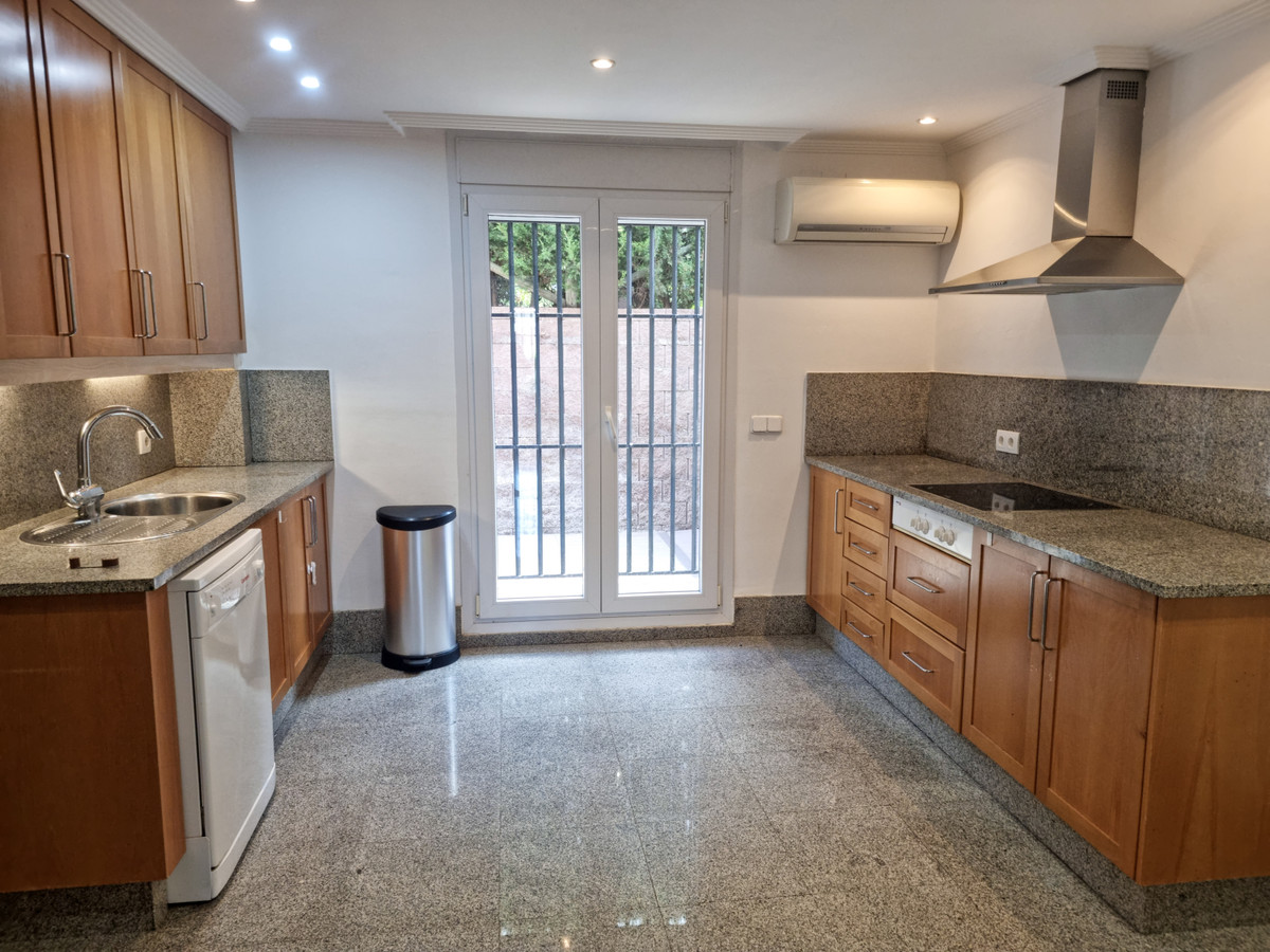 3 bedroom Semi-detached for sale in Santa Clara – R5354344