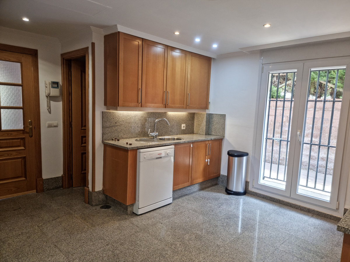 3 bedroom Semi-detached for sale in Santa Clara – R5354344