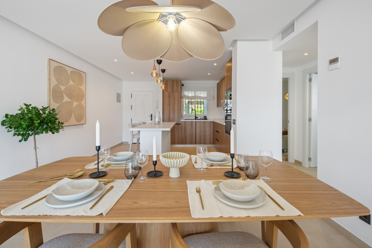 2 bedroom Apartments for sale in La Quinta – R5340502