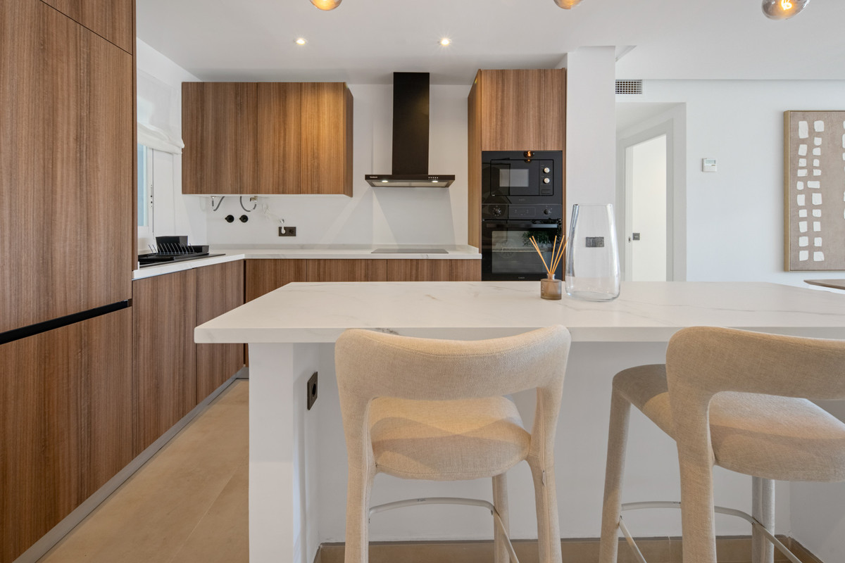 2 bedroom Apartments for sale in La Quinta – R5340502