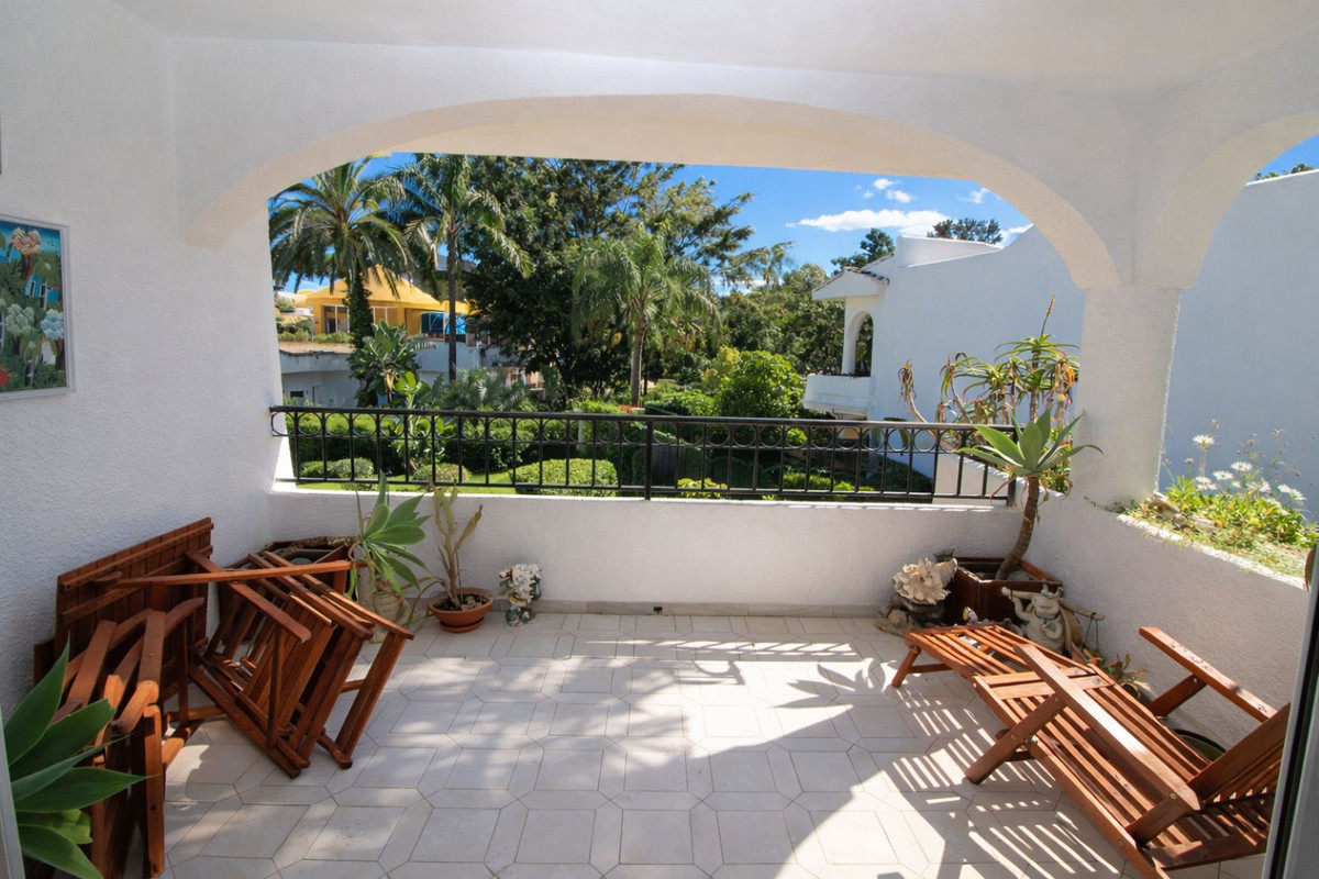 1 bedroom Apartments for sale in Miraflores – R5361940