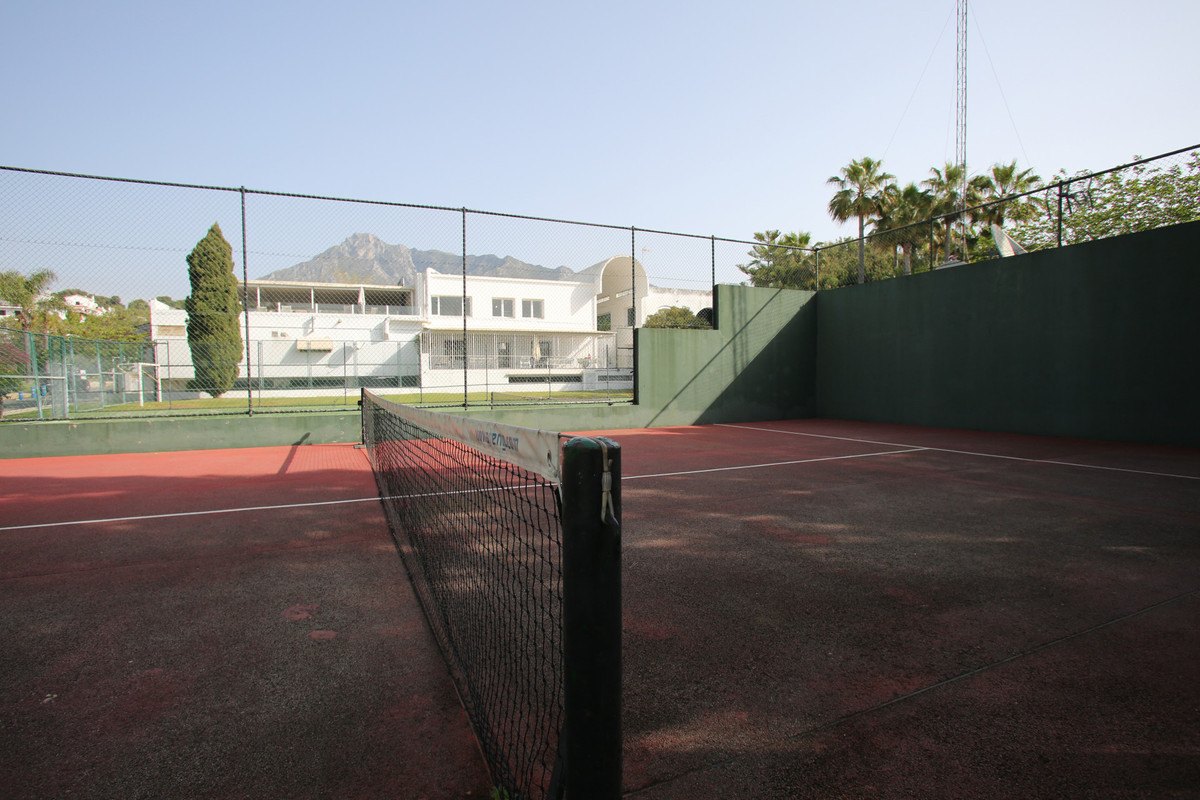 5 bedroom Townhouses for sale in Milla de Oro – R5347633