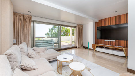 2 bedroom Apartments for sale in Benahavís – R4154554