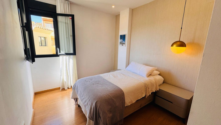 Apartamentos de 2 dormitorios en venta en Selwo – R5350411 en 