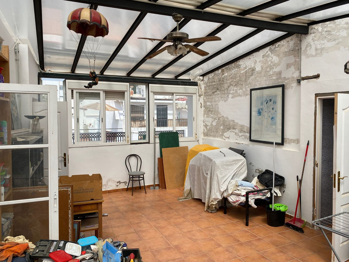 Adosados de 7 dormitorios en venta en Marbella – R4453009