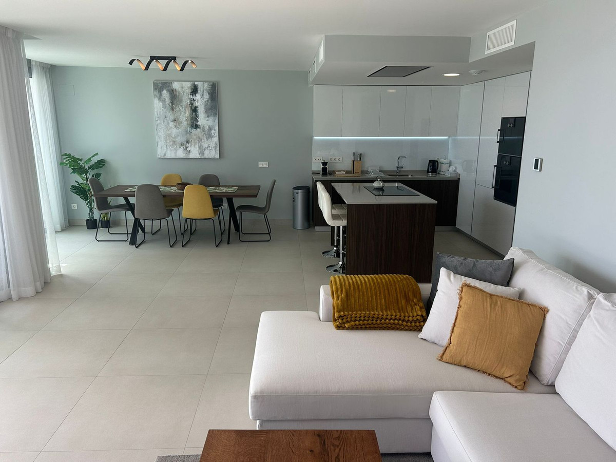 Apartamentos de 3 dormitorios en venta en La Cala de Mijas – R5305987