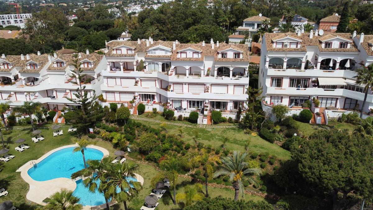 3 bedroom Penthouses for sale in Elviria – R5365231