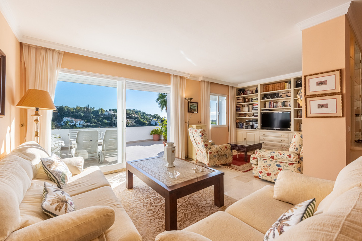 2 bedroom Apartments for sale in La Quinta – R5322862