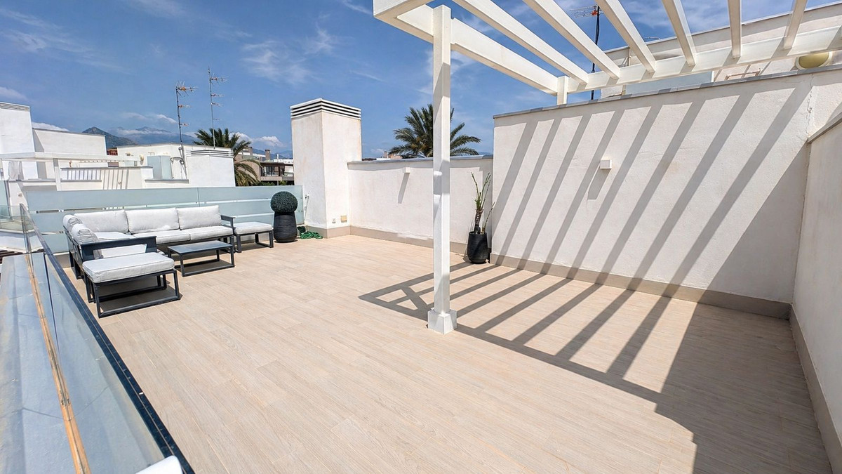 2 bedroom Apartments for sale in Nueva Milla de Oro – R5355319