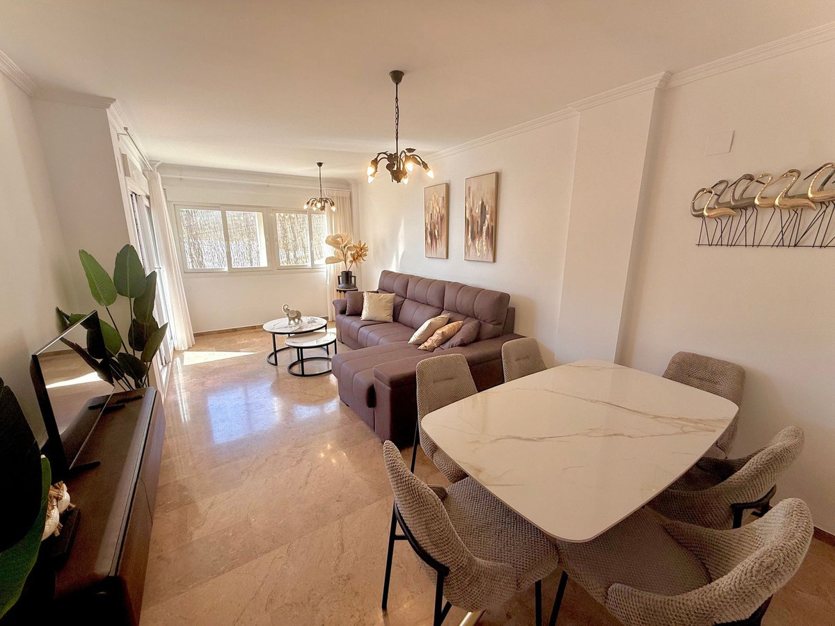 2 bedroom Apartments for sale in Calahonda – R5235694