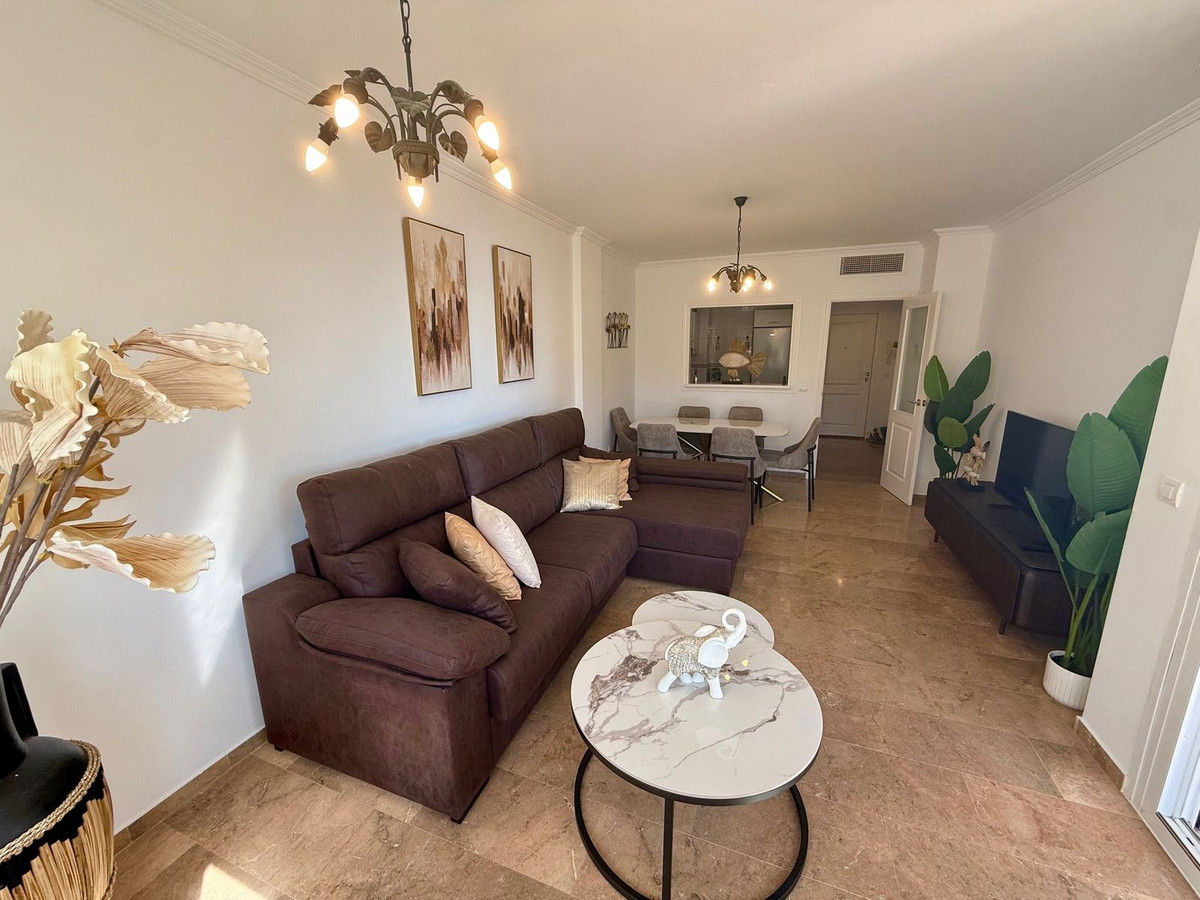 2 bedroom Apartments for sale in Calahonda – R5235694