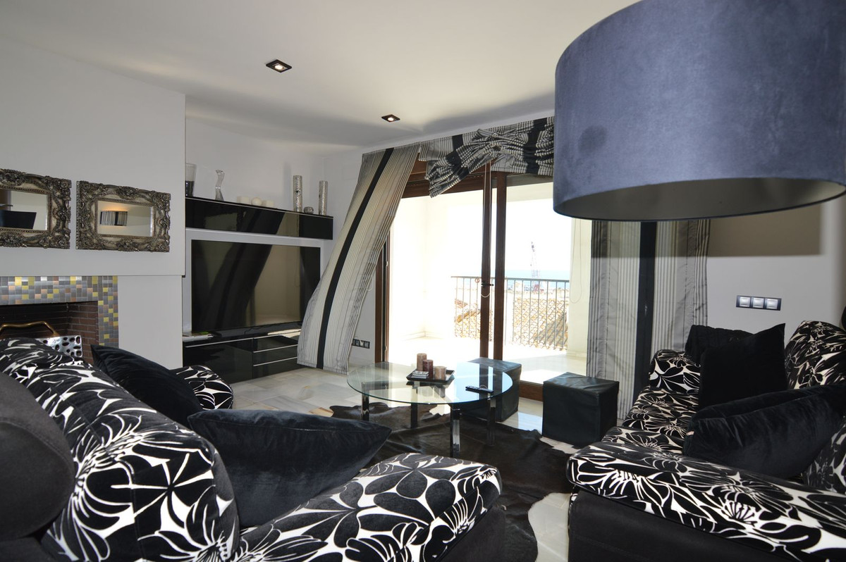 3 bedroom Apartment for sale in Puerto Banús – R4178443 3 bedroom Apartment for sale in Puerto Banús – R4178443