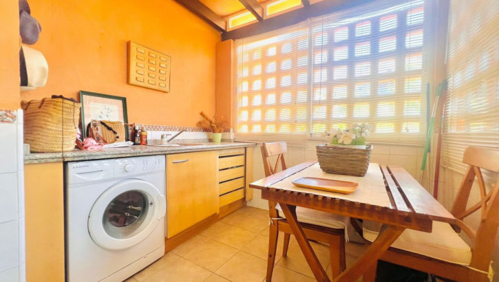 Adosados de 3 dormitorios en venta en Milla de Oro – R4560586 en 