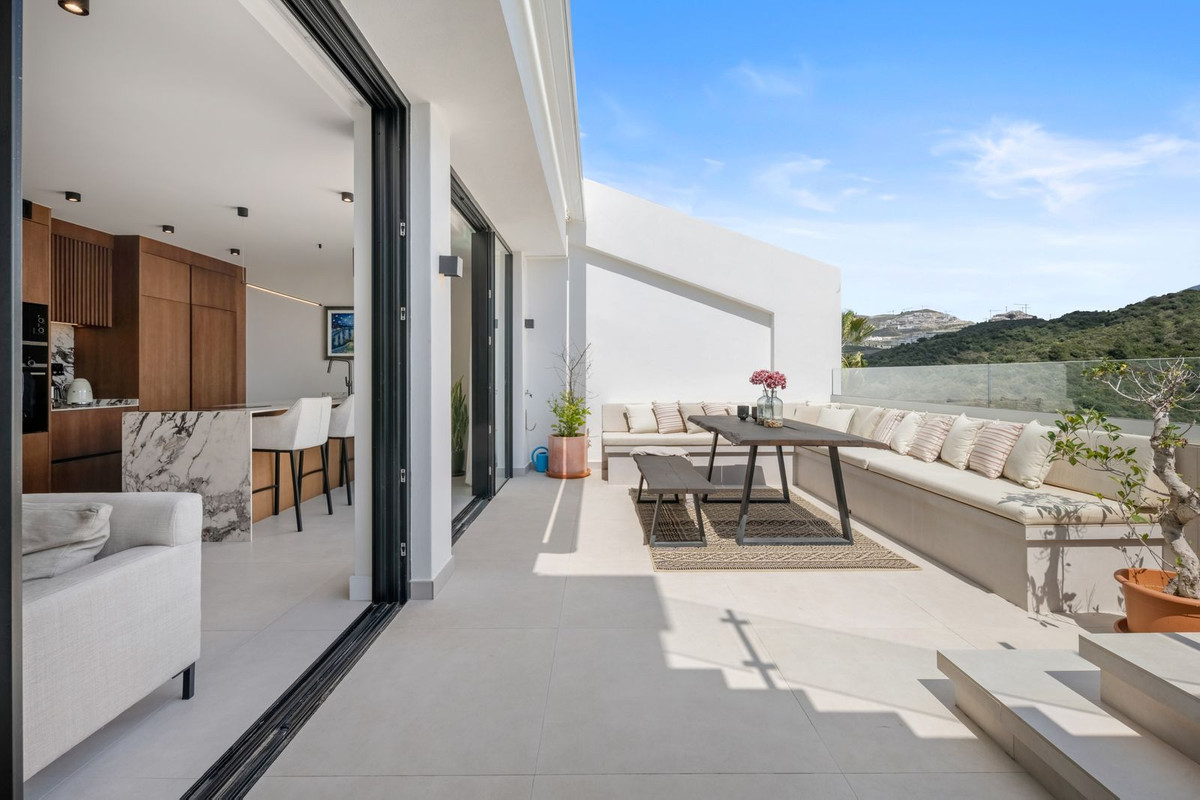 2 bedroom Penthouses for sale in La Quinta – R5338450