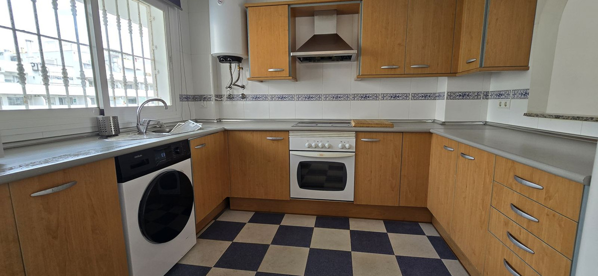 2 bedroom Apartments for sale in Riviera del Sol – R5366494