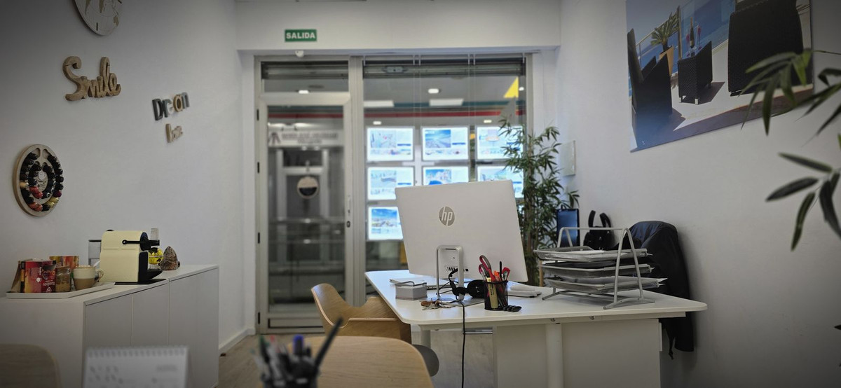 2 bedroom Apartments for sale in Riviera del Sol – R5366494