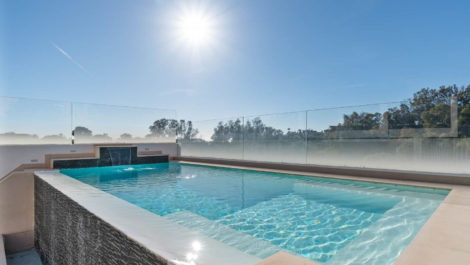 Pareados de 6 dormitorios en venta en Marbella – R5337880