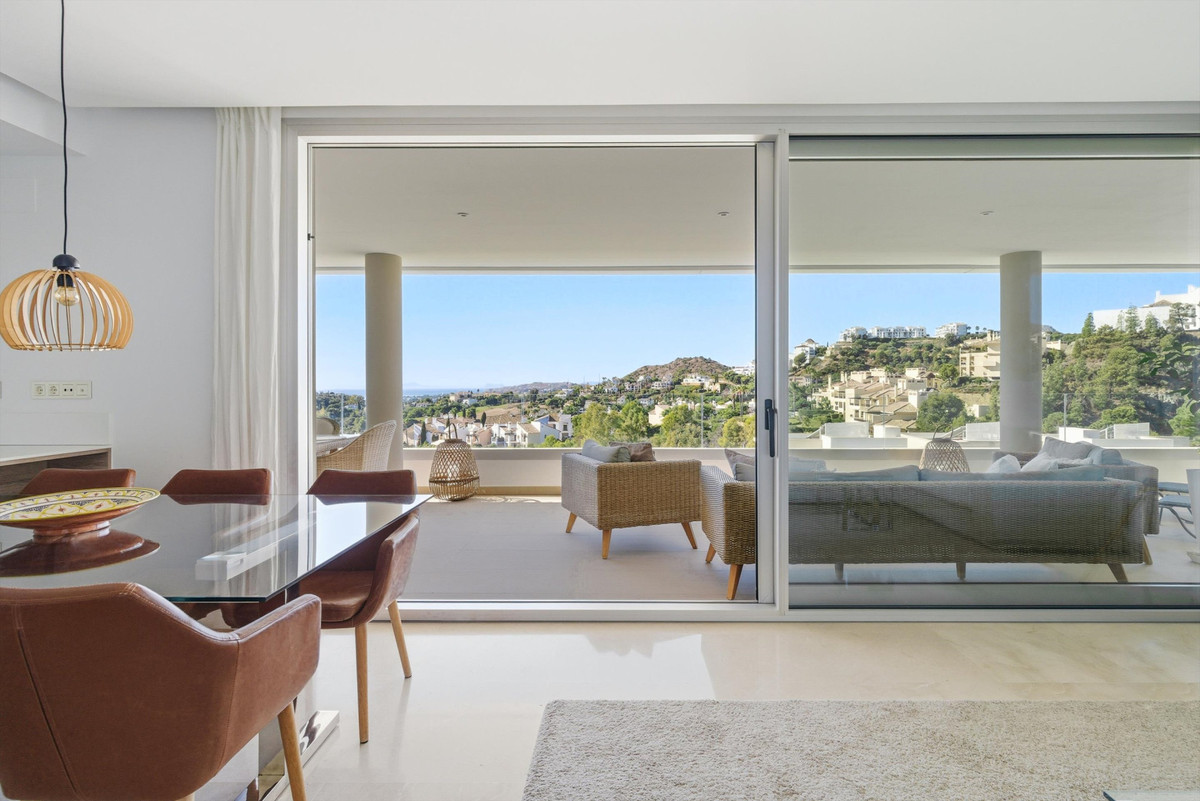 3 bedroom Apartments for sale in Benahav�s – R5356720