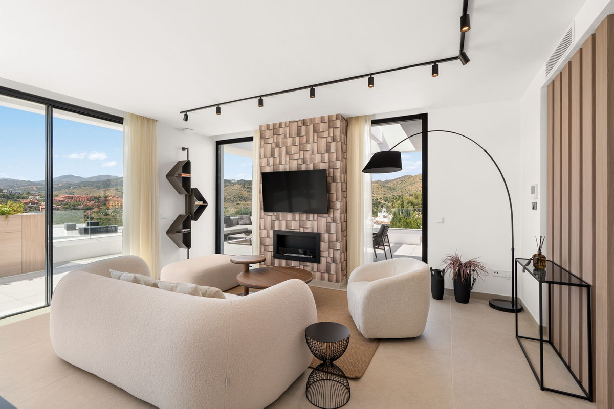 3 bedroom Apartments for sale in Cabopino – R5343571