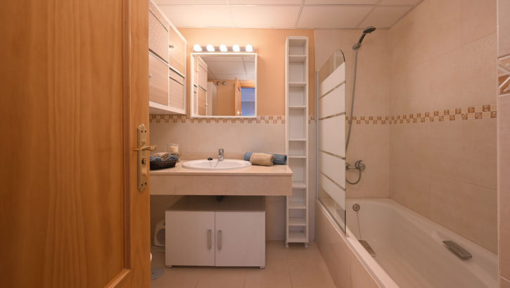 2 bedroom Apartments for sale in Calahonda – R5357458 in 