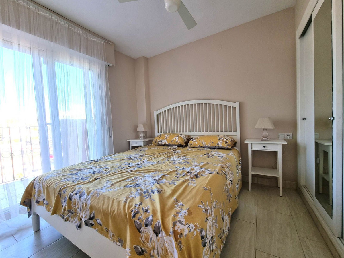 Apartamentos de 2 dormitorios en venta en Calahonda – R5250097