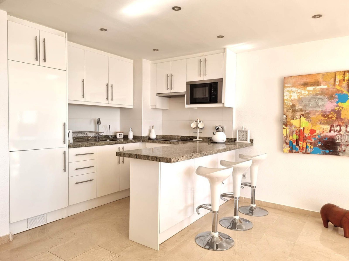 Apartamentos de 2 dormitorios en venta en Calahonda – R5250097
