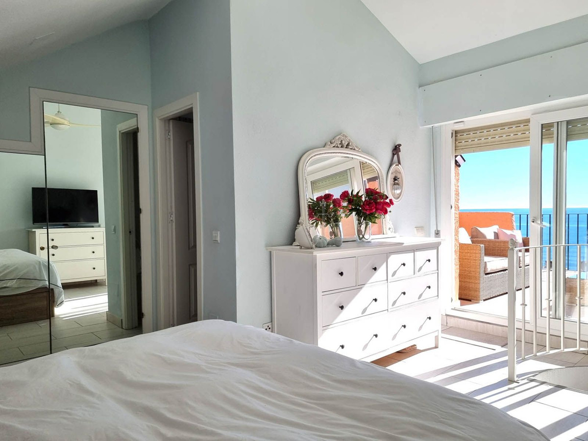 Apartamentos de 2 dormitorios en venta en Calahonda – R5250097
