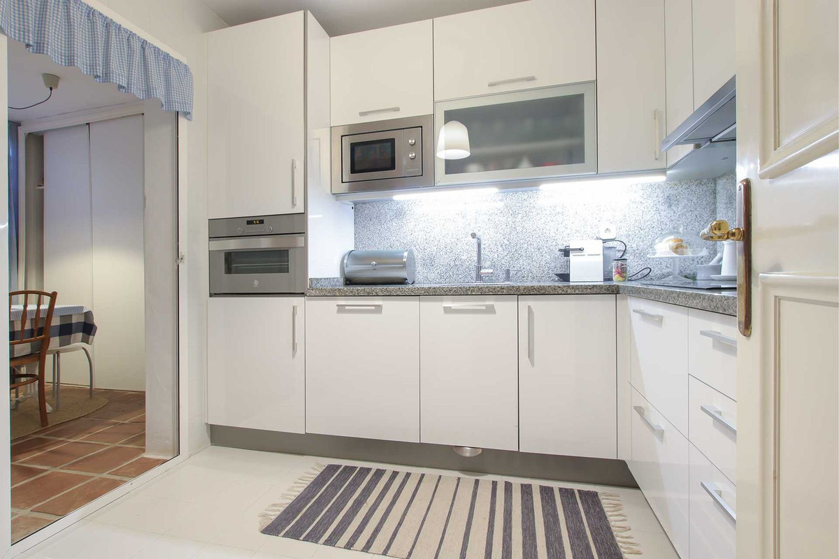 Apartamentos de 2 dormitorios en venta en Milla de Oro – R5359369