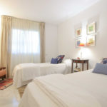 Apartamentos de 2 dormitorios en venta en Milla de Oro – R5359369