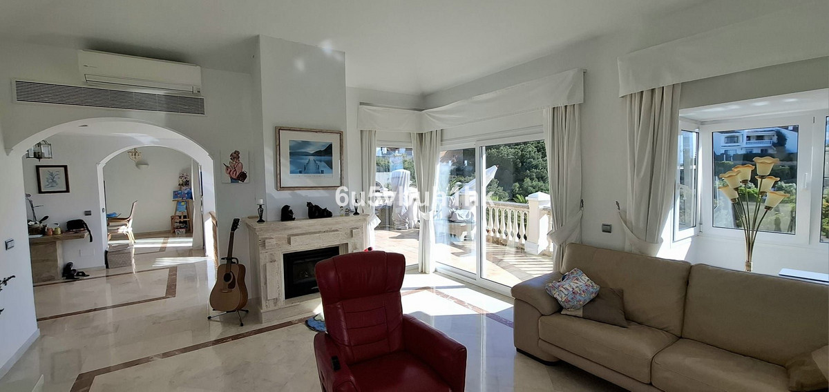 3 bedroom Villas for sale in Calahonda – R5351248 3 bedroom Villas for sale in Calahonda – R5351248