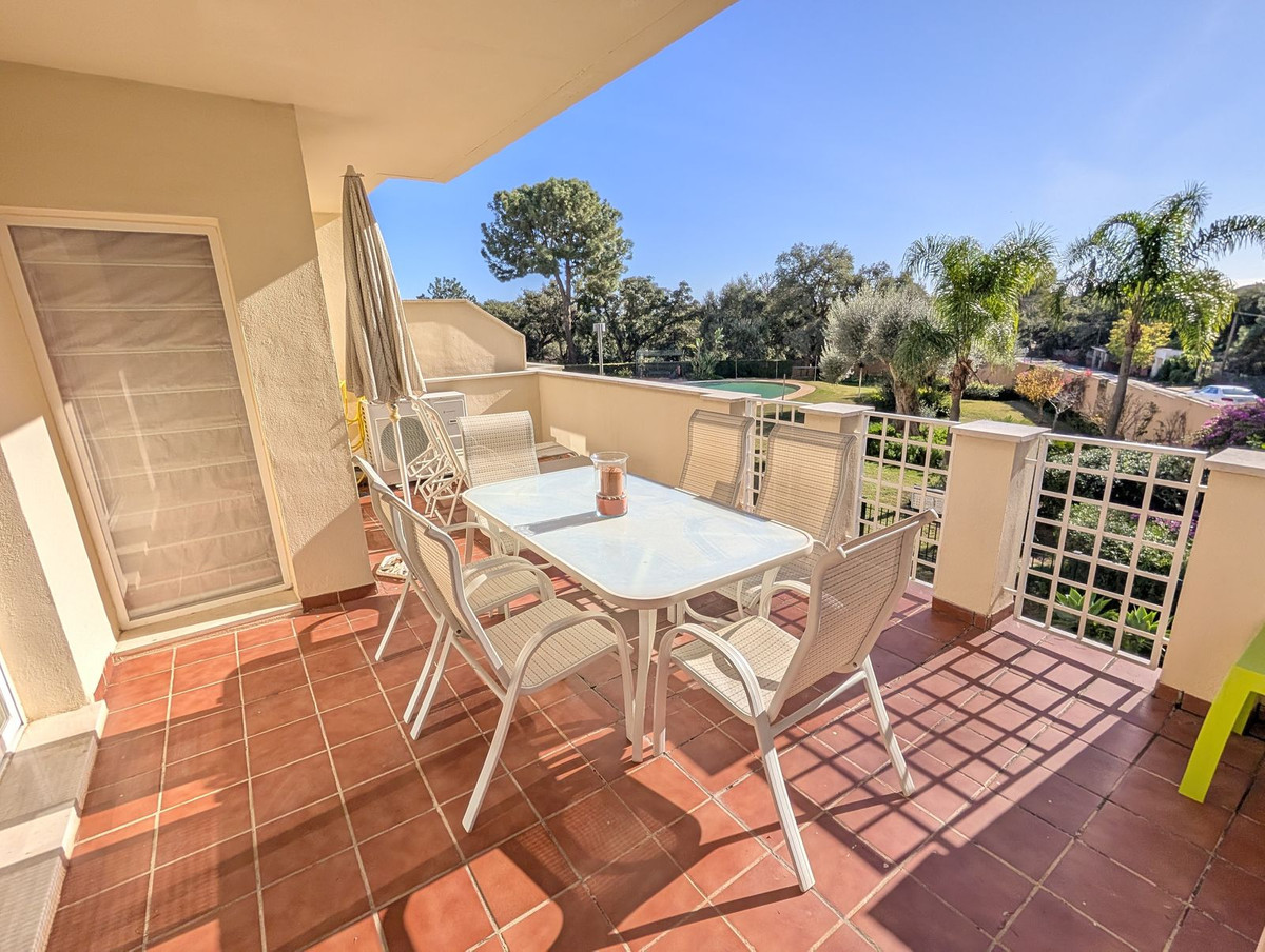 Apartamentos de 3 dormitorios en venta en Elviria – R5340952