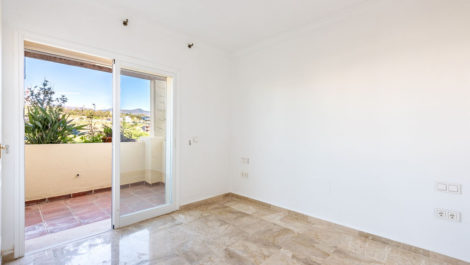 3 bedroom Apartments for sale in Selwo – R5367175