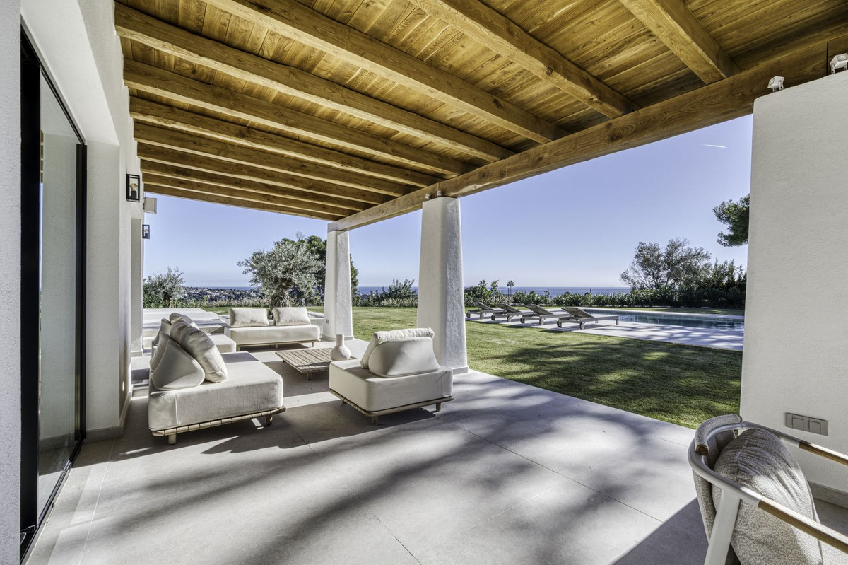 Villas de 5 dormitorios en venta en El Rosario – R5164156