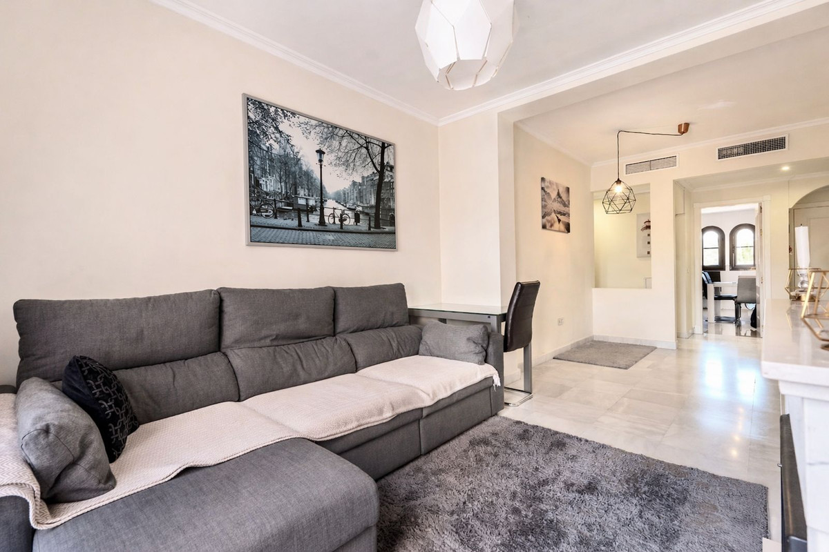 2 bedroom Apartments for sale in Hacienda del Sol – R5362738