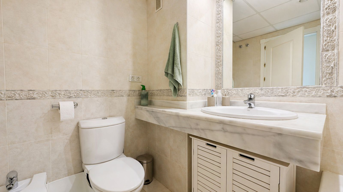 2 bedroom Apartments for sale in Hacienda del Sol – R5362738