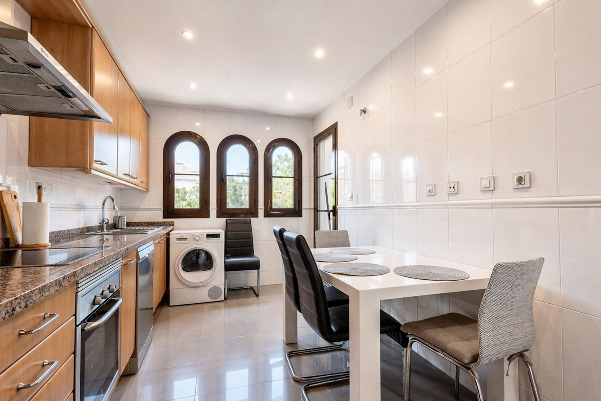 2 bedroom Apartments for sale in Hacienda del Sol – R5362738