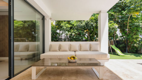 Villas de 5 dormitorios en venta en La Quinta – R5167978